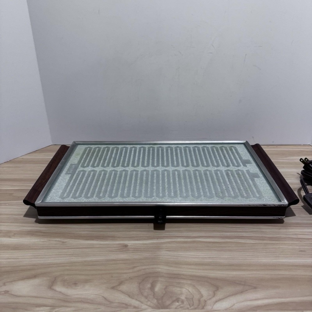 VTG Salton HOTRAY Electric Food Warmer WORKS Model #H924 Series N 250 W 120 V - Picture 8 of 16
